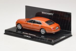 Bentley Mulsanne Оранжев Металик Minichamps 1:43 436139902 Метал — снимка 3 от 4