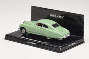 Bentley R-Type Continental Зелен Minichamps 1:43 436139424 Метал — снимка 3 от 4