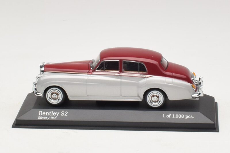 Bentley S2 Сребърен Червен Minichamps 1:43 403139953 Метал