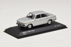 BMW 1800 TI/SA Сребърен Minichamps 1:43 400025100 Метал — снимка 2 от 4