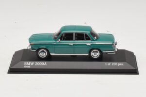 BMW 2000A Зелен Minichamps 1:43 437023001 Метал