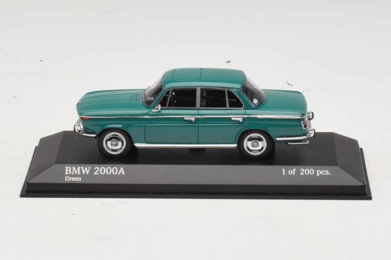 BMW 2000A Зелен Minichamps 1:43 437023001 Метал