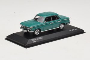 BMW 2000A Зелен Minichamps 1:43 437023001 Метал — снимка 2 от 4