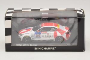 BMW M235i Bong Motorsport #307 Nett / Akata 24 Hours of Nurburgring 2015 Minichamps 1:43 437152507 Метал — снимка 4 от 4