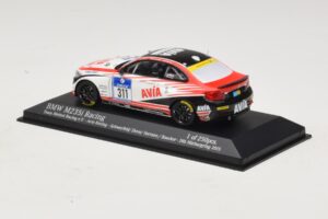 BMW M235i Team Mathol Racing #311 Scherfeld / Duve 24 Hours of Nurburgring 2015 Minichamps 1:43 437152511 Метал — снимка 3 от 4