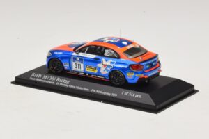 BMW M235i Team Medienkraftwerk #311 Di Martino / Olivo 24 Hours of Nurburgring 2014 Minichamps 1:43 437142411 Метал — снимка 3 от 4