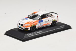 BMW M235i Team Rent2drive #304 Ackermann / Wishkirchen 24 Hours of Nurburgring 2015 Minichamps 1:43 437152504 Метал — снимка 2 от 4