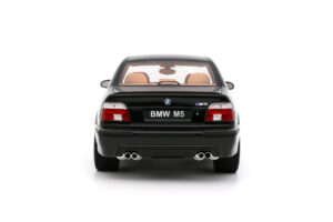 BMW M5 E39 Black Sapphire Metallic Otto 1:18 OT1338 Смола — снимка 4 от 4
