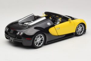 Bugatti Veyron Grand Sport Black Lemon Minichamps 1:18 100110831 Метал — снимка 3 от 8