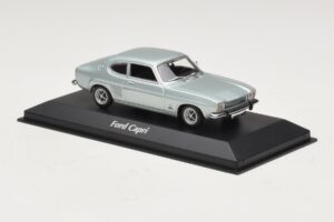 Ford Capri I Светлосин Метален Maxichamps 1:43 940085501 Метал — снимка 3 от 4