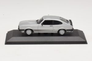 Ford Capri RS Mk1 Сребърен Minichamps 1:43 430085804 Метал