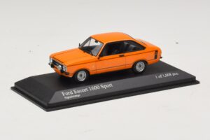 Ford Escort 1600 Sport Mk2 Оранжев Minichamps 1:43 400084471 Метал — снимка 2 от 4