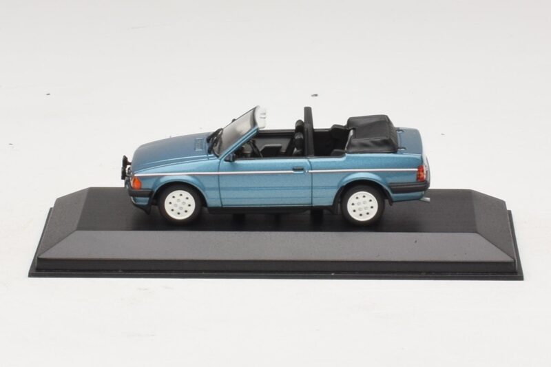 Ford Escort Mk3 Кабриолет Син Металик Minichamps 1:43 400085030 Метал