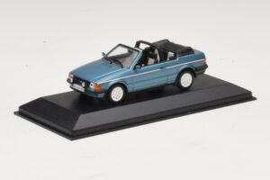 Ford Escort Mk3 Кабриолет Син Металик Minichamps 1:43 400085030 Метал — снимка 2 от 4