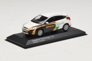 Ford Focus Бензинов Технологичен Автомобил Continental Schaeffler Minichamps 1:43 AB65A Метал — снимка 2 от 4