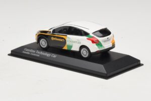 Ford Focus Бензинов Технологичен Автомобил Continental Schaeffler Minichamps 1:43 AB65A Метал — снимка 3 от 4