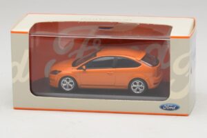 Ford Focus ST Mk2 Electric Orange Minichamps 1:43 400087302 Метал — снимка 4 от 4