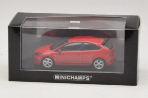Ford Focus ST Mk2 Червен Minichamps 1:43 400087301 Метал — снимка 4 от 4