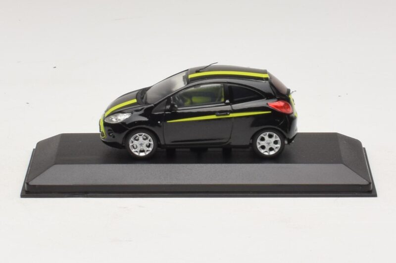 Ford Ka Mk2 Черен Жълт Minichamps 1:43 400088200 Метал