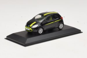 Ford Ka Mk2 Черен Жълт Minichamps 1:43 400088200 Метал — снимка 3 от 5