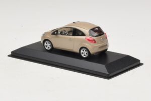 Ford Ka Mk2 Bronze Metallic Minichamps 1:43 FORD007 Метал — снимка 3 от 4