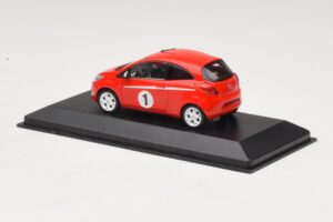Ford Ka Mk2 Grand Prix Стайлинг Пакет Червен Minichamps 1:43 400088201 Метал — снимка 3 от 4