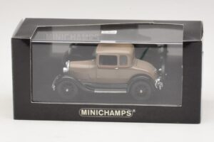 Ford Model A Standard Coupe Бежов Minichamps 1:43 400082102 Метал — снимка 4 от 4