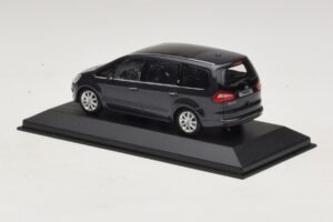Ford S-Max Dark Grey Metallic Minichamps 1:43 400085400-P1 Метал — снимка 3 от 4