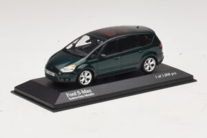 Ford S-Max Зелен Металик Minichamps 1:43 400085401 Метал