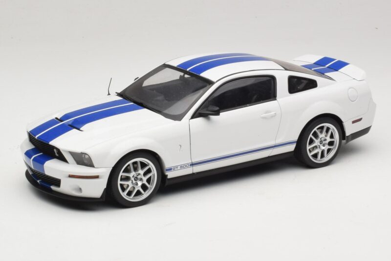 Ford Shelby Cobra GT500 Concept Бял със Синя Лента AUTOart 1:18 73052 Метал