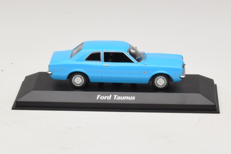 Ford Taunus TC Купе Светло Син Maxichamps 1:43 940081301 Метал