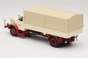 Henschel HS 140 Камион с Открита Платформа Бял Червен Minichamps 1:43 439171020 Метал — снимка 5 от 6
