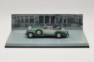 Horch 853 Cabriolet Зелен Minichamps 1:43 436012034 Метал