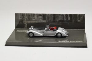 Horch 855 Special Roadster Сребрист Черен Minichamps 1:43 436014204 Метал
