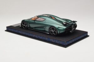 Koenigsegg Regera Зелен Тониран Карбон FrontiArt 1:18 AS010-110 Смола — снимка 4 от 7