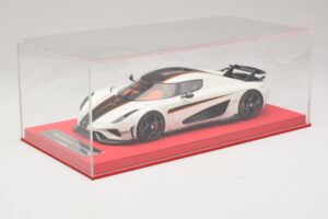 Koenigsegg Regera Бял с Черен Карбон FrontiArt 1:18 REMC043 Смола — снимка 6 от 7