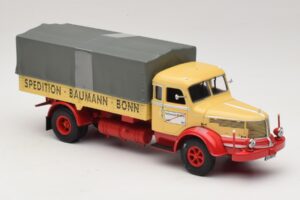 Krupp Titan Камион с Открита Платформа Baumann Bonn Minichamps 1:43 439069025 Метал — снимка 4 от 6