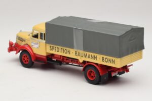 Krupp Titan Камион с Открита Платформа Baumann Bonn Minichamps 1:43 439069025 Метал — снимка 5 от 6