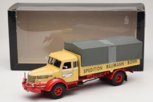 Krupp Titan Камион с Открита Платформа Baumann Bonn Minichamps 1:43 439069025 Метал — снимка 6 от 6