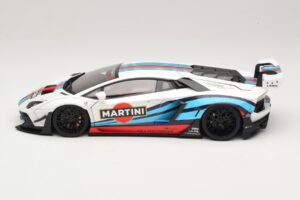Lamborghini Aventador LB Works Martini Livery AUTOart 1:18 79185 Композит — снимка 4 от 8