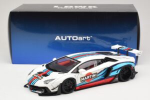 Lamborghini Aventador LB Works Martini Livery AUTOart 1:18 79185 Композит — снимка 8 от 8