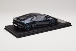 Lamborghini Huracan Liberty Walk Chameleon Blue GS Model 1:18 REMC045 Смола — снимка 2 от 7