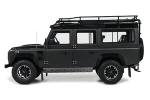Land Rover Defender 110 SW Adventure Edition Corris Grey GT Spirit 1:18 GT968 Смола — снимка 3 от 5