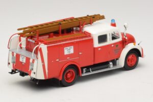 Magirus-Deutz Merkur TLF 16 Пожарна Dortmund Minichamps 1:43 439141972 Метал — снимка 2 от 6