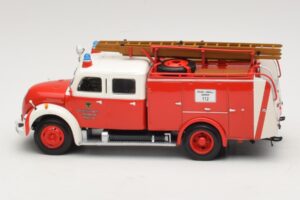 Magirus-Deutz Merkur TLF 16 Пожарна Dortmund Minichamps 1:43 439141972 Метал — снимка 3 от 6