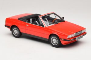 Maserati Biturbo Spyder Червен Minichamps 1:18 107123530 Смола — снимка 4 от 6