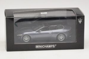Maserati GranCabrio Сив Металик Minichamps 1:43 400123931 Метал — снимка 4 от 4