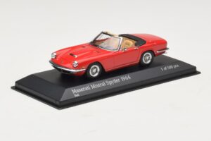 Maserati Mistral Spyder Червен Minichamps 1:43 437123430 Метал — снимка 2 от 4