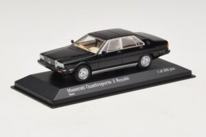 Maserati Quattroporte III Royale Черен Minichamps 1:43 437123501 Метал — снимка 2 от 4