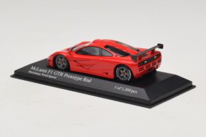 McLaren F1 GTR Prototype World Special Червен Minichamps 1:43 MCLAREN007 Метал — снимка 2 от 4